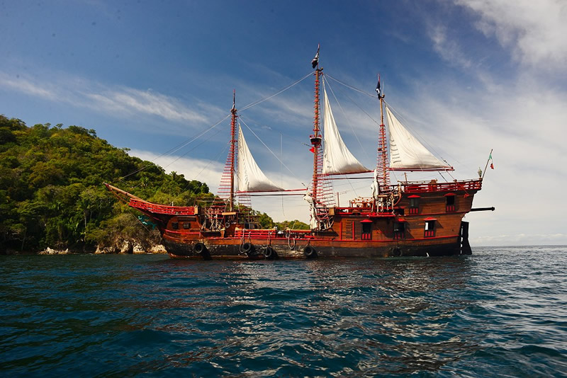 Barco Pirata Marigalante Puerto Vallarta